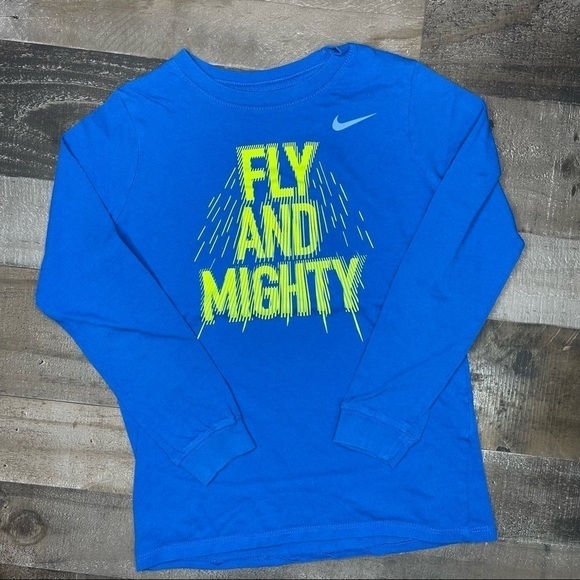 Nike Fly and Mighty Long Sleeve Tee Athletic Cut size Medium - Picture 1 of 7